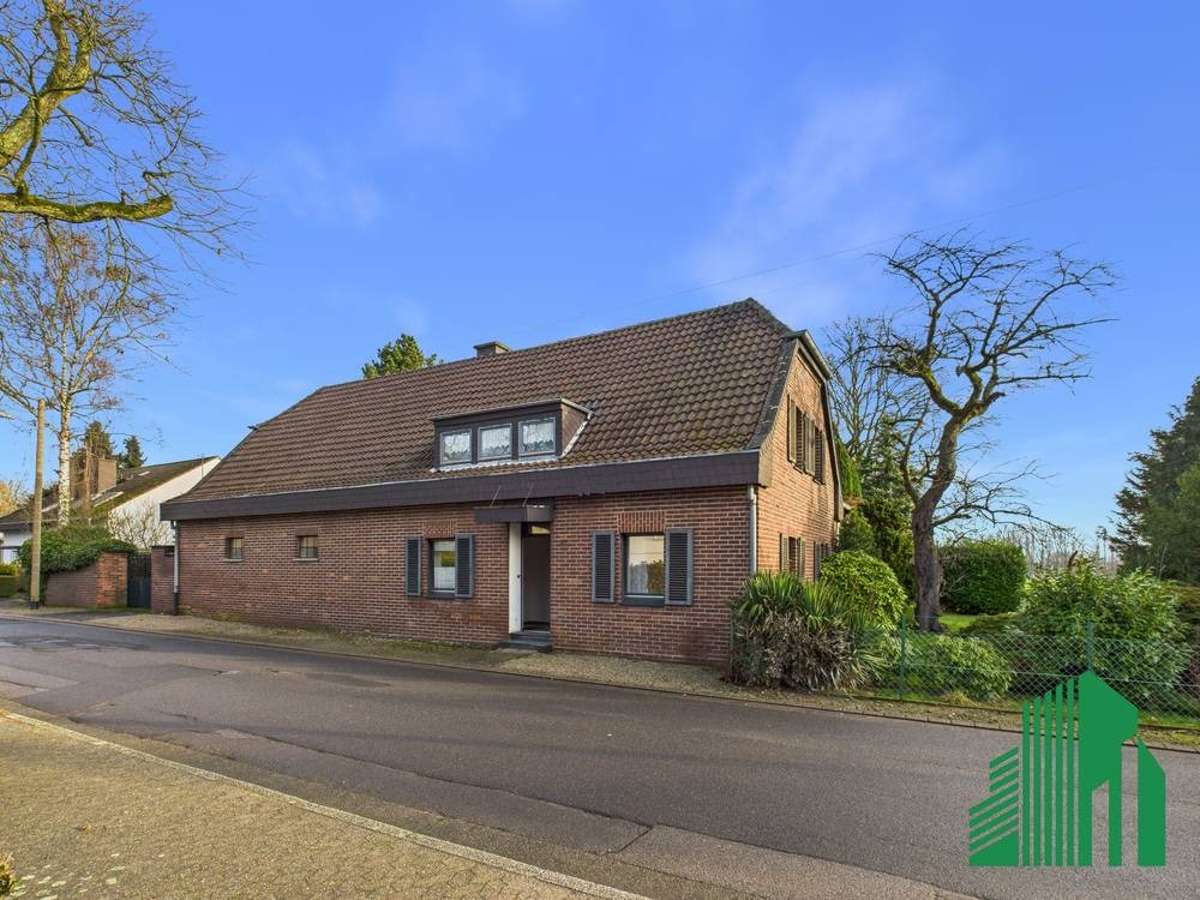 Thumbnail-Haus zum Kaufen in Krefeld 1.250.000,00 € 134 m²