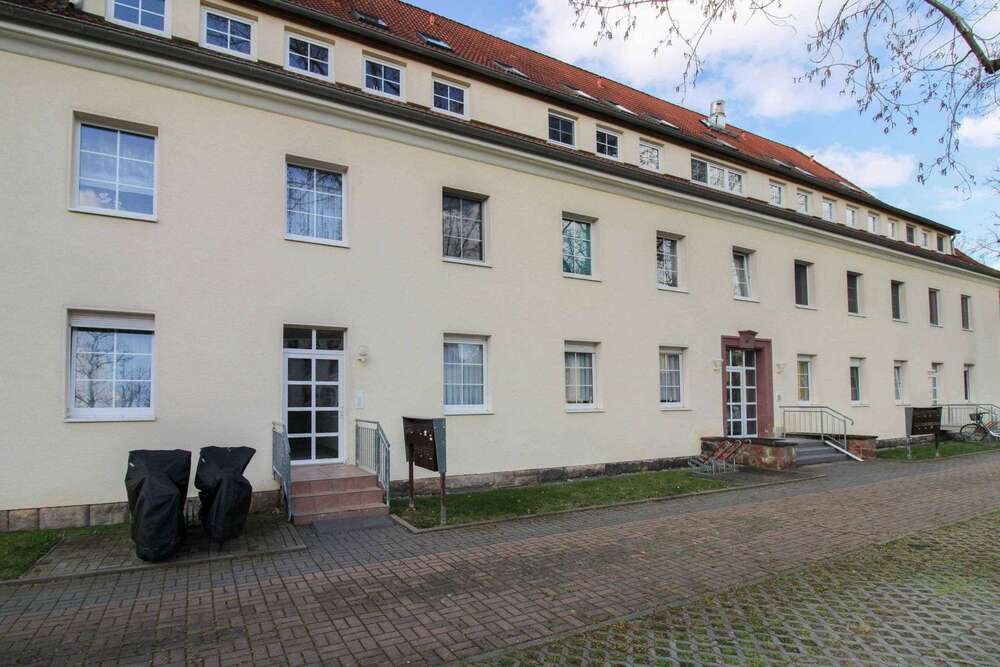 Thumbnail-Wohnung zum Kaufen in Merseburg (Saale) 69.000,00 € 46.28 m²