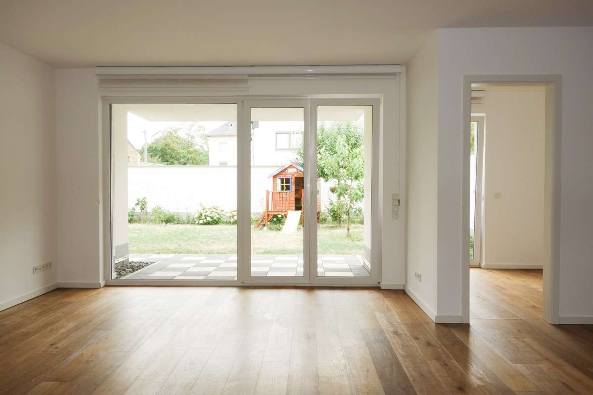 Thumbnail-Wohnung zum Mieten in Wiesbaden 2.100,00 € 120 m²