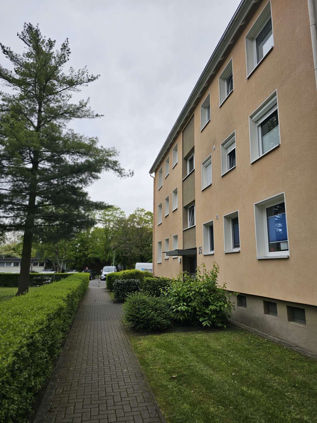 Thumbnail-Wohnung zum Kaufen in Celle 119.000,00 € 67 m²