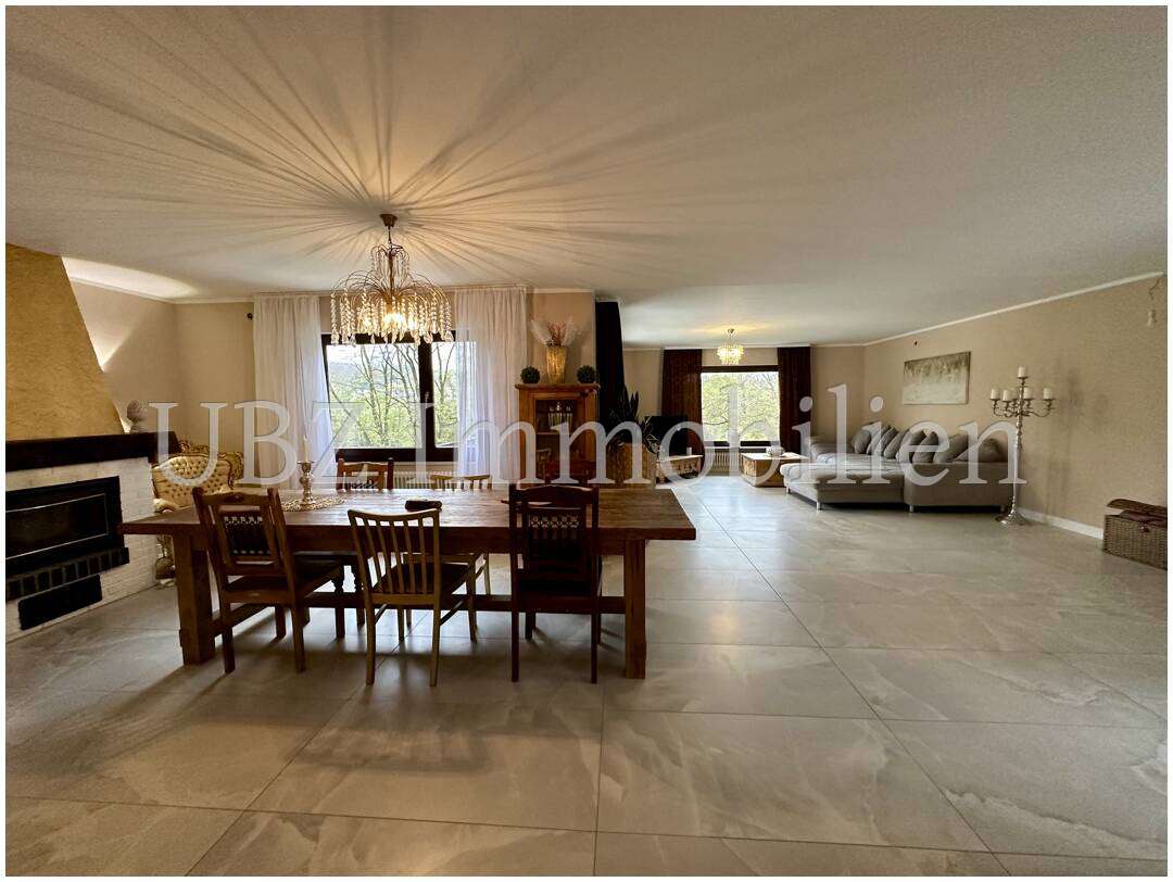 Thumbnail-Haus zum Kaufen in Hösbach Winzenhohl 599.000,00 € 211 m²