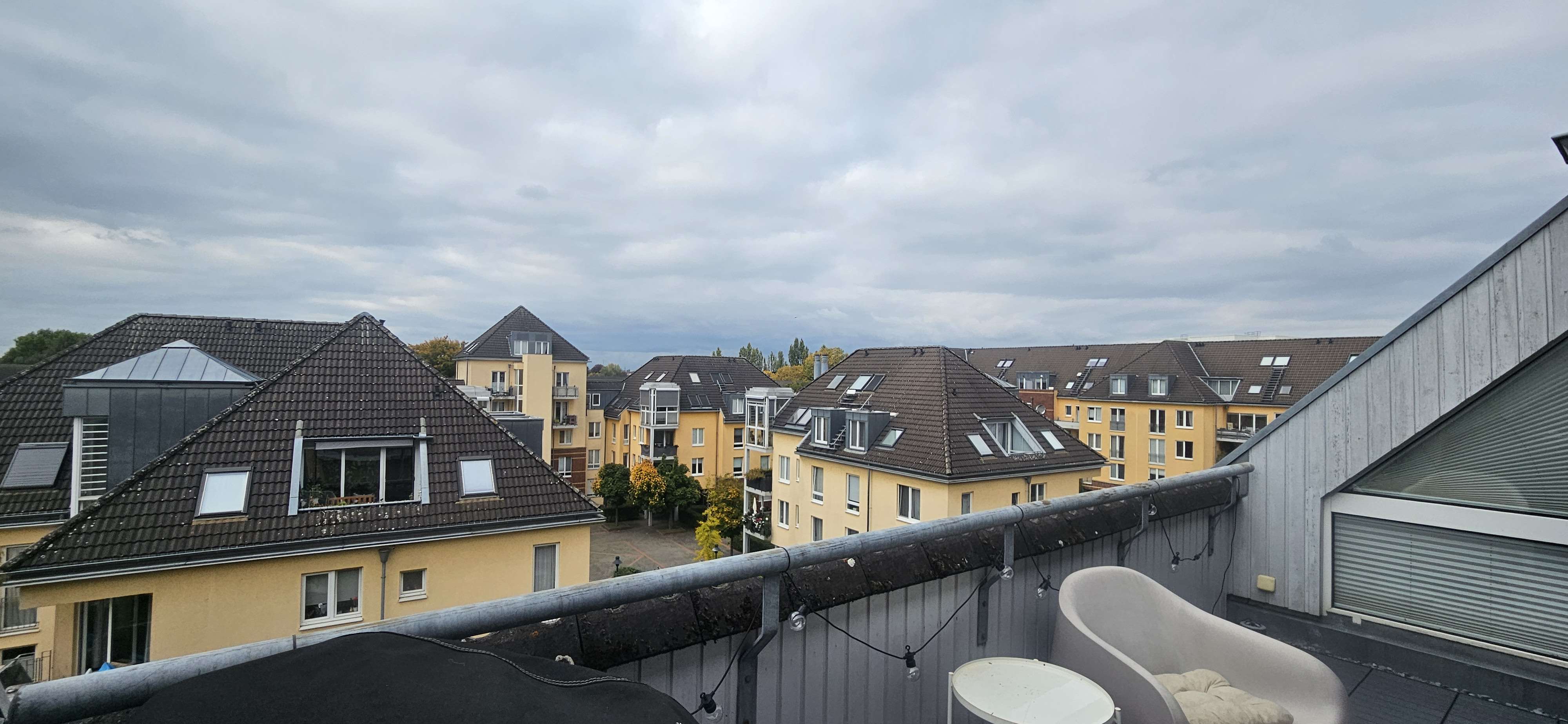 Thumbnail-Wohnung zum Kaufen in Düsseldorf 265.000,00 € 102 m²