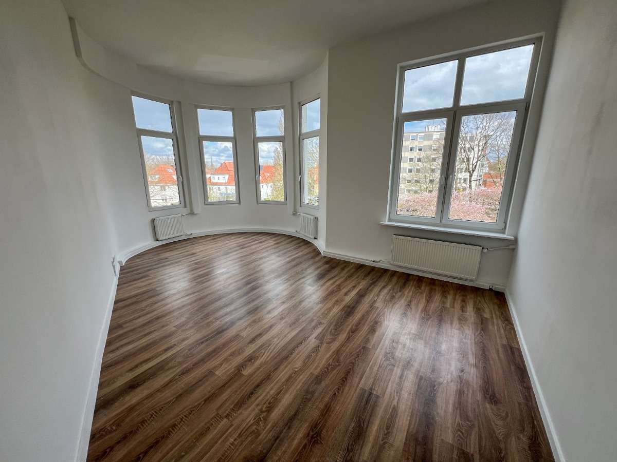 Thumbnail-Wohnung zum Mieten in Bremerhaven 850,00 € 104 m²