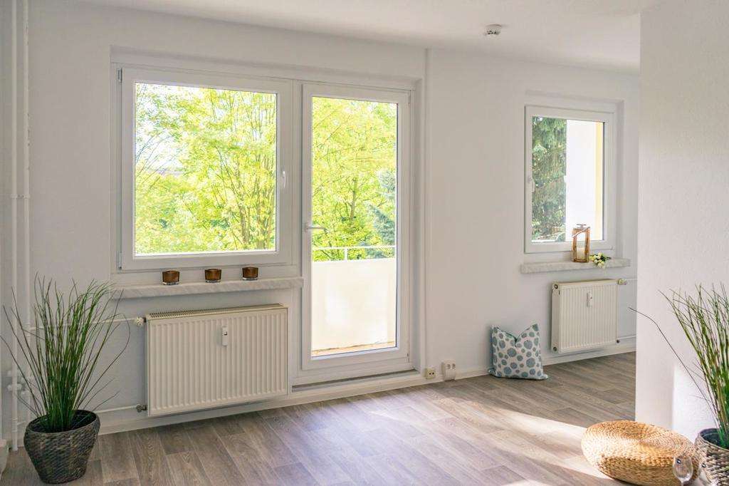 Thumbnail-Wohnung zum Mieten in Chemnitz 209,00 € 35.82 m²