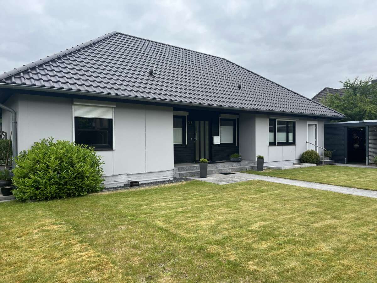 Thumbnail-Wohnung zum Mieten in Flensburg Solitüde 1.495,00 € 156.29 m²