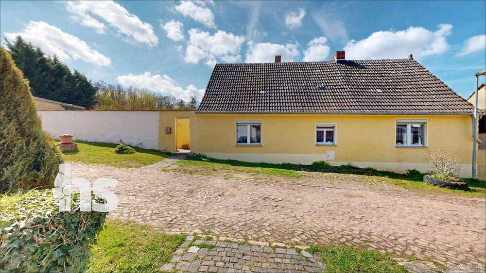 Thumbnail-Haus zum Kaufen in Wettin-Löbejün - Rothenburg 100.000,00 € 142.17 m²