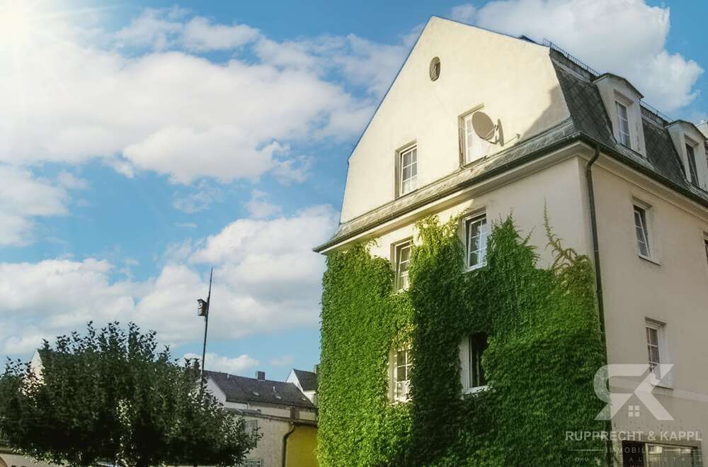 Thumbnail-Haus zum Kaufen in Weiden in der Oberpfalz 319.000,00 € 220 m²