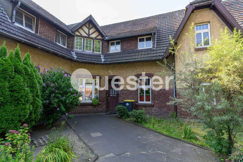 Thumbnail-Haus zum Kaufen in Duisburg 200.000,00 € 135 m²