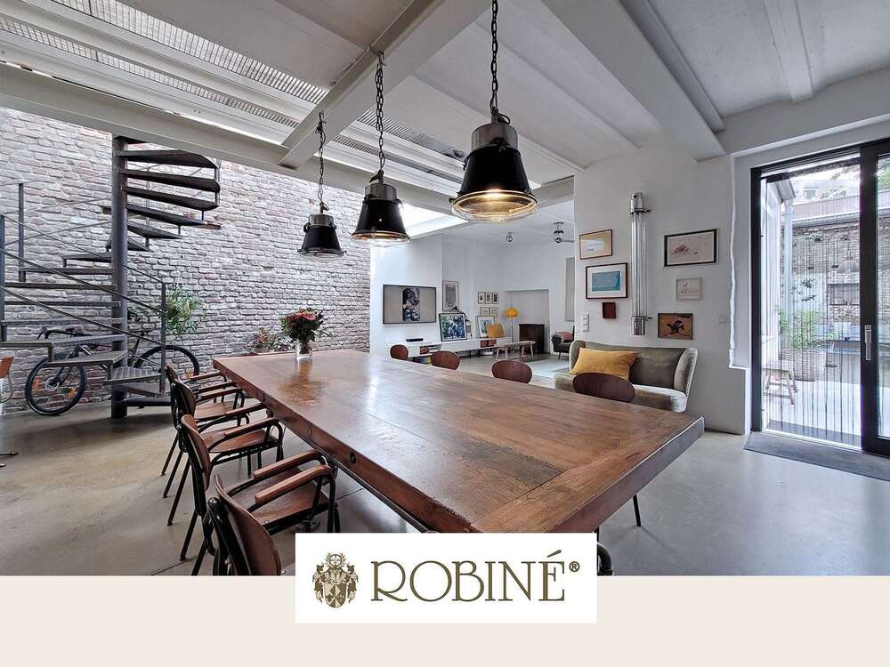 Thumbnail-Haus zum Kaufen in Düsseldorf 1.950.000,00 € 275 m²