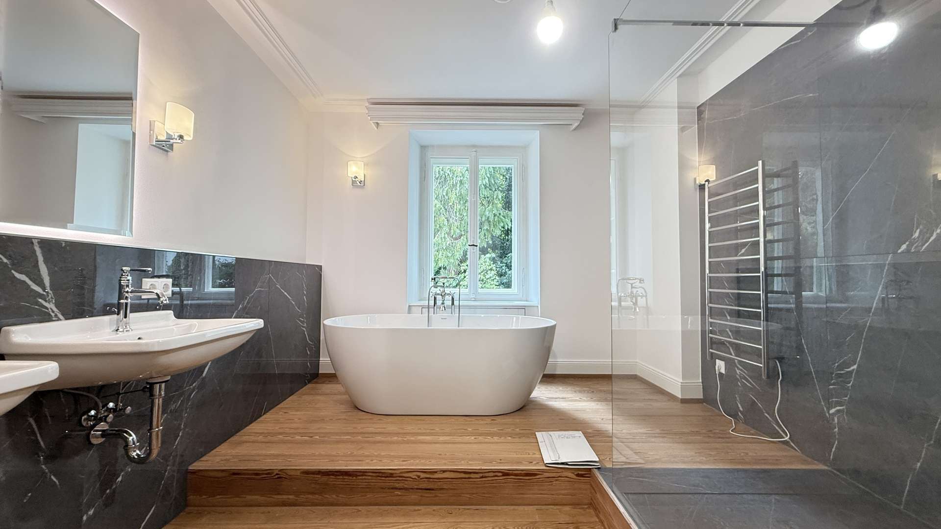 Thumbnail-Wohnung zum Mieten in Baden-Baden 3.280,00 € 205 m²