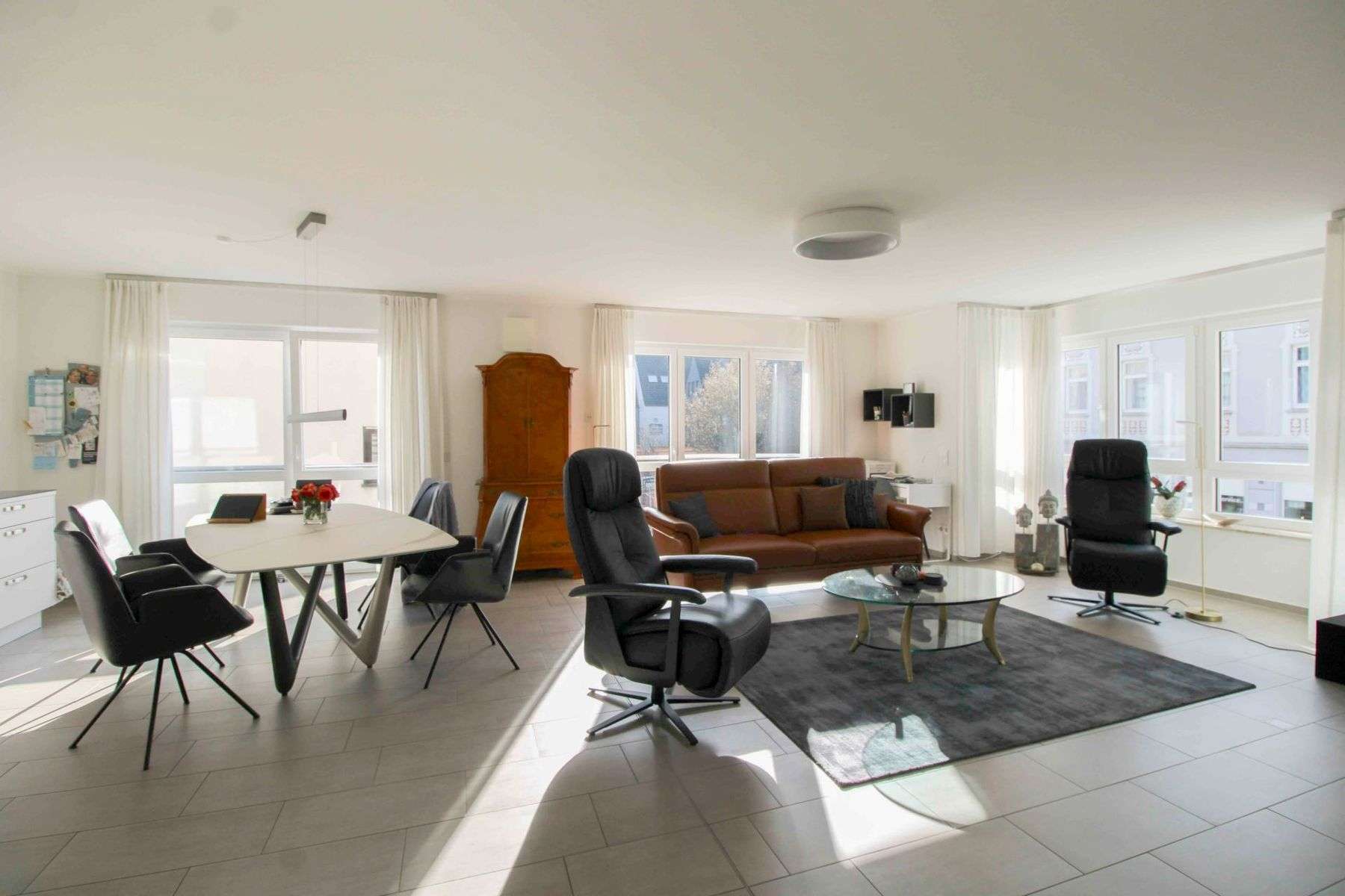 Thumbnail-Wohnung zum Kaufen in Schwerte 319.000,00 € 101 m²