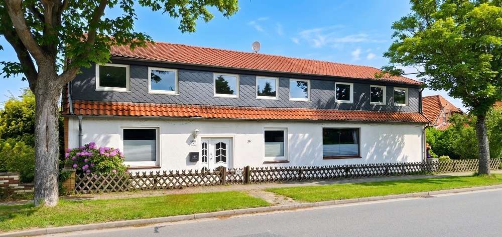 Thumbnail-Haus zum Kaufen in Edemissen 297.000,00 € 260 m²
