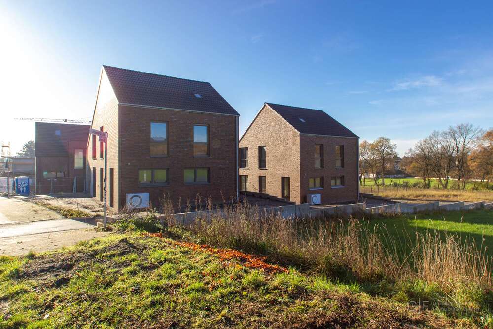 Thumbnail-Haus zum Mieten in Oer-Erkenschwick 1.730,00 € 147.17 m²