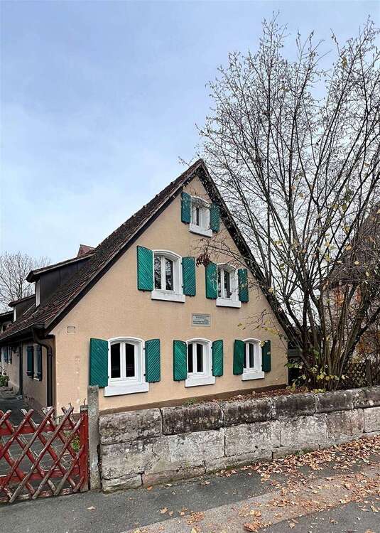 Thumbnail-Haus zum Kaufen in Nürnberg 389.000,00 € 170 m²