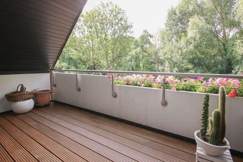 Thumbnail-Wohnung zum Kaufen in Düsseldorf Unterbach 349.000,00 € 120 m²