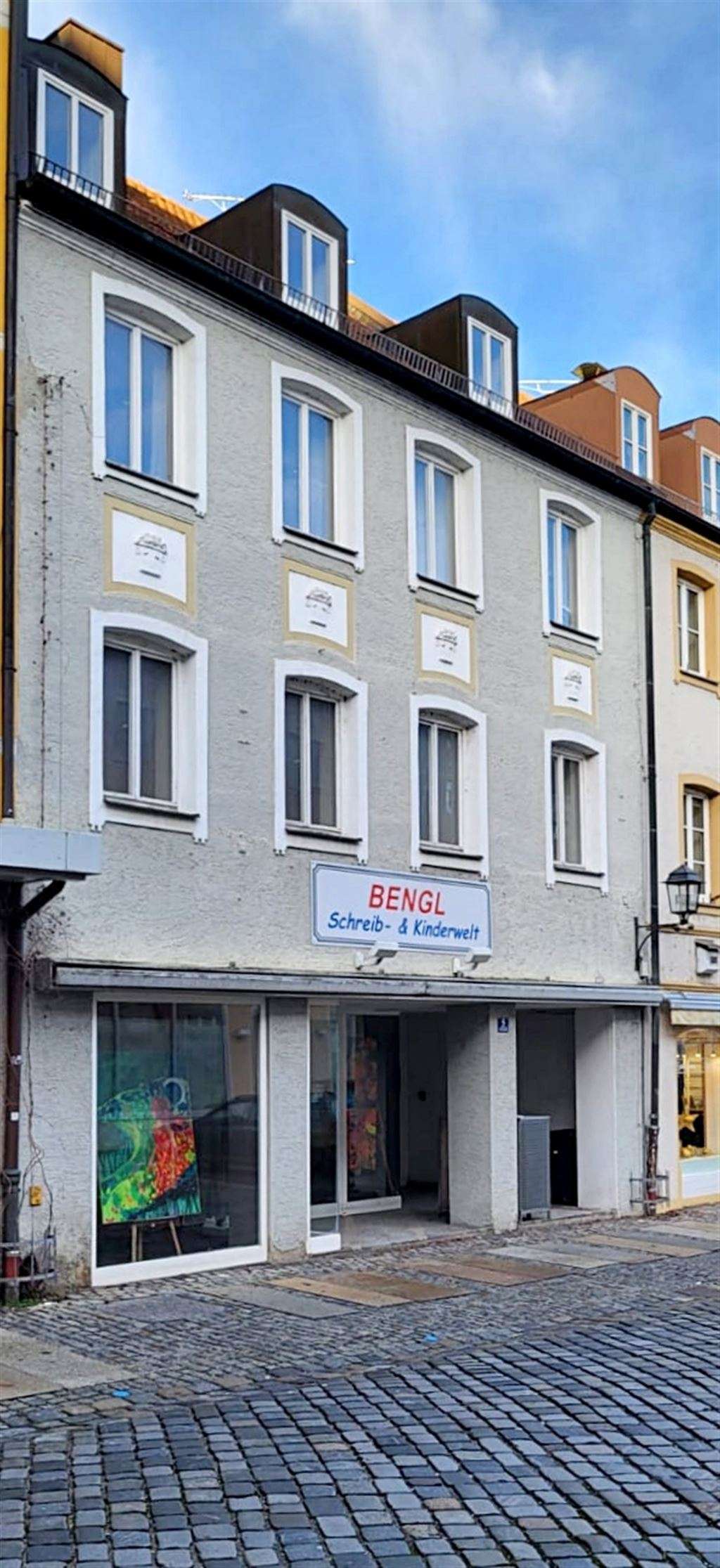 Thumbnail-Haus zum Kaufen in Moosburg a d Isar 649.000,00 € 415 m²