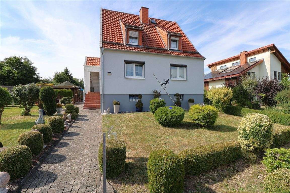 Thumbnail-Haus zum Kaufen in Hessisch Lichtenau 260.000,00 € 113.5 m²