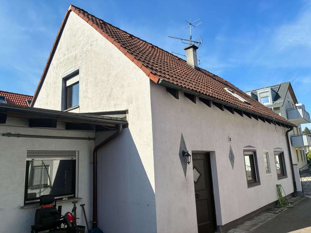 Thumbnail-Haus zum Kaufen in Karlsruhe 330.000,00 € 105.91 m²