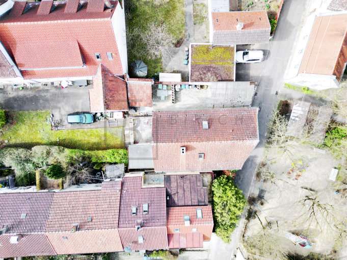 Thumbnail-Haus zum Kaufen in Neu-Ulm 1.040.000,00 € 260 m²