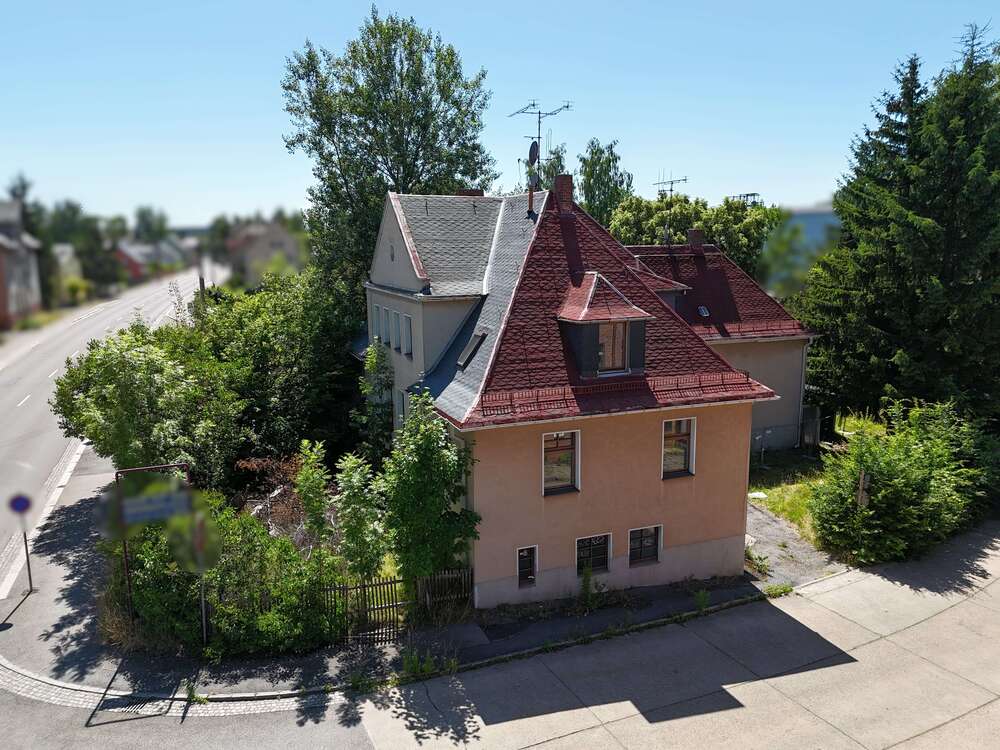 Thumbnail-Haus zum Kaufen in Oelsnitz 80.000,00 € 290 m²