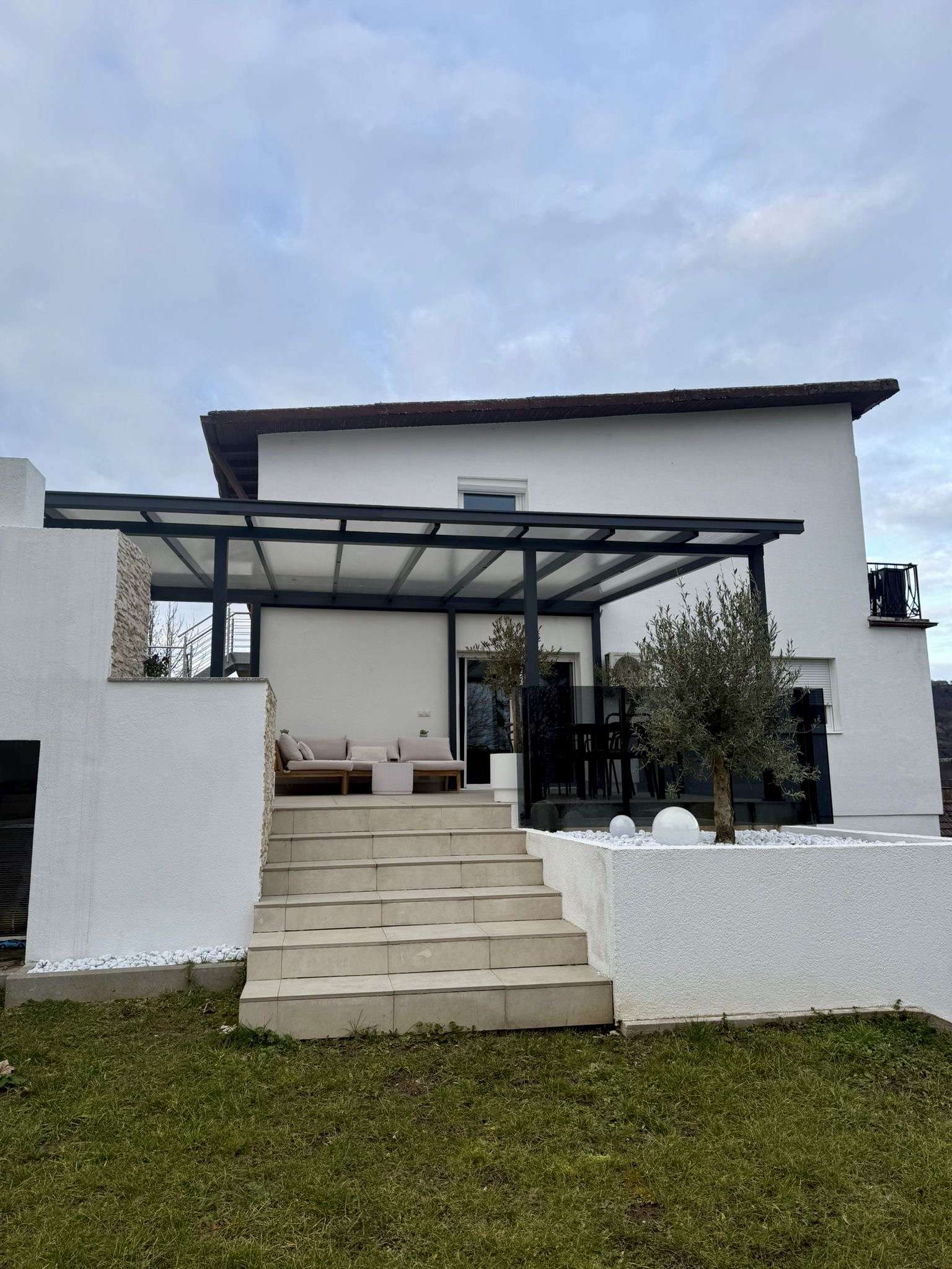 Thumbnail-Haus zum Kaufen in Obrigheim 869.000,00 € 305 m²