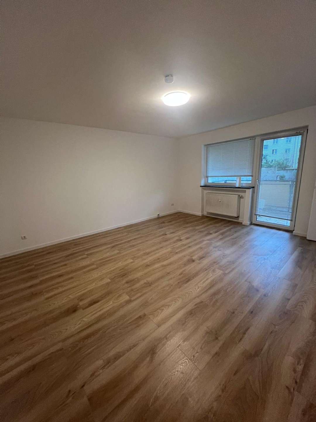 Thumbnail-Wohnung zum Kaufen in Wiesbaden 145.000,00 € 35.55 m²