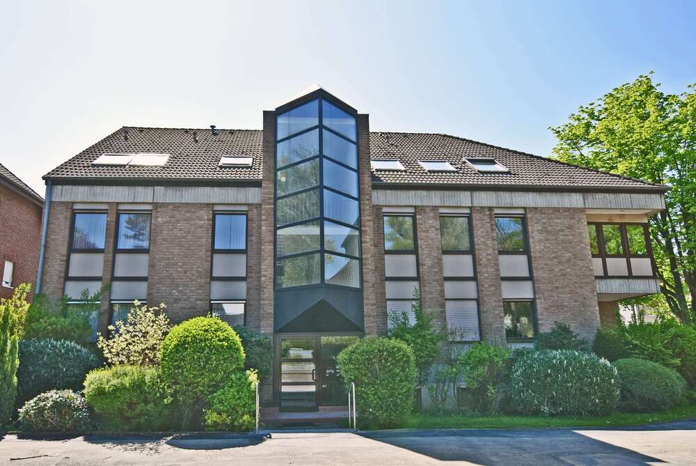 Thumbnail-Wohnung zum Kaufen in Mülheim 219.000,00 € 79 m²