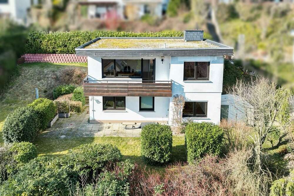 Thumbnail-Haus zum Kaufen in Schlangenbad 375.000,00 € 126 m²