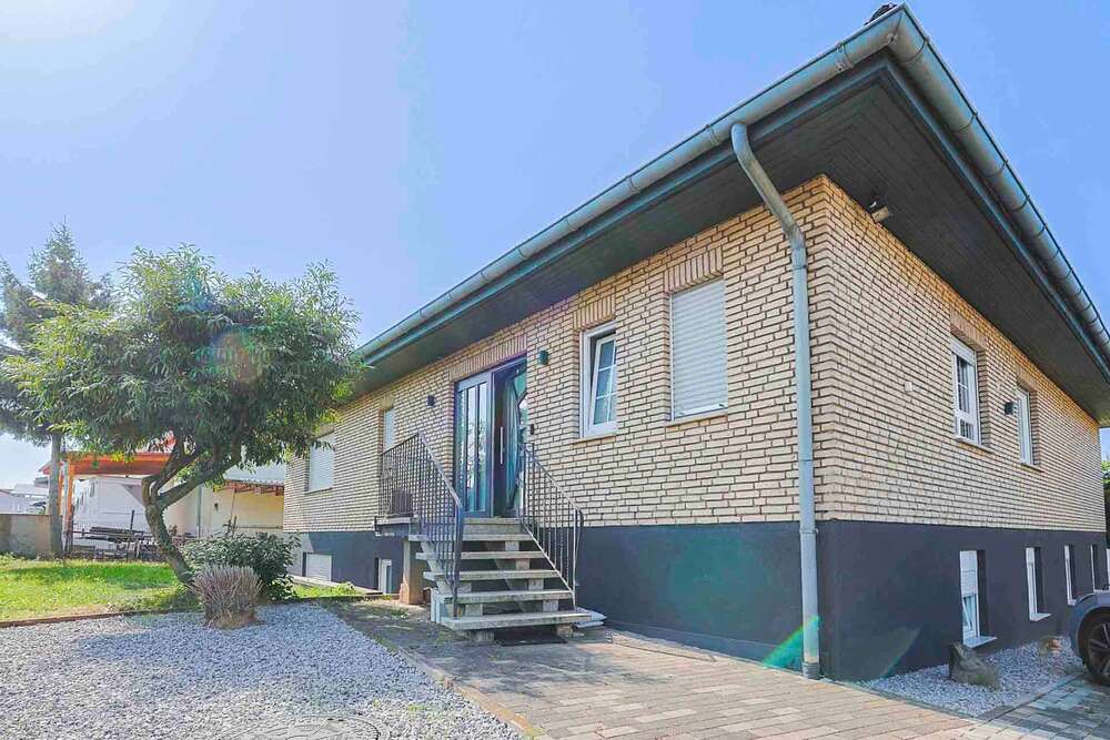 Thumbnail-Haus zum Kaufen in Biebertal 695.000,00 € 142 m²