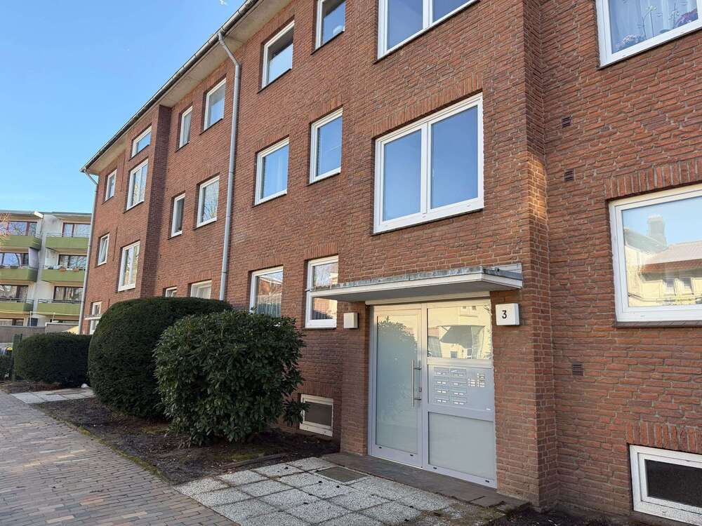 Thumbnail-Wohnung zum Mieten in Neumünster 325,00 € 34.4 m²