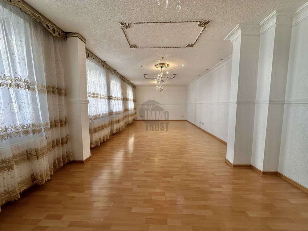 Thumbnail-Haus zum Kaufen in Stadthagen 259.000,00 € 190 m²
