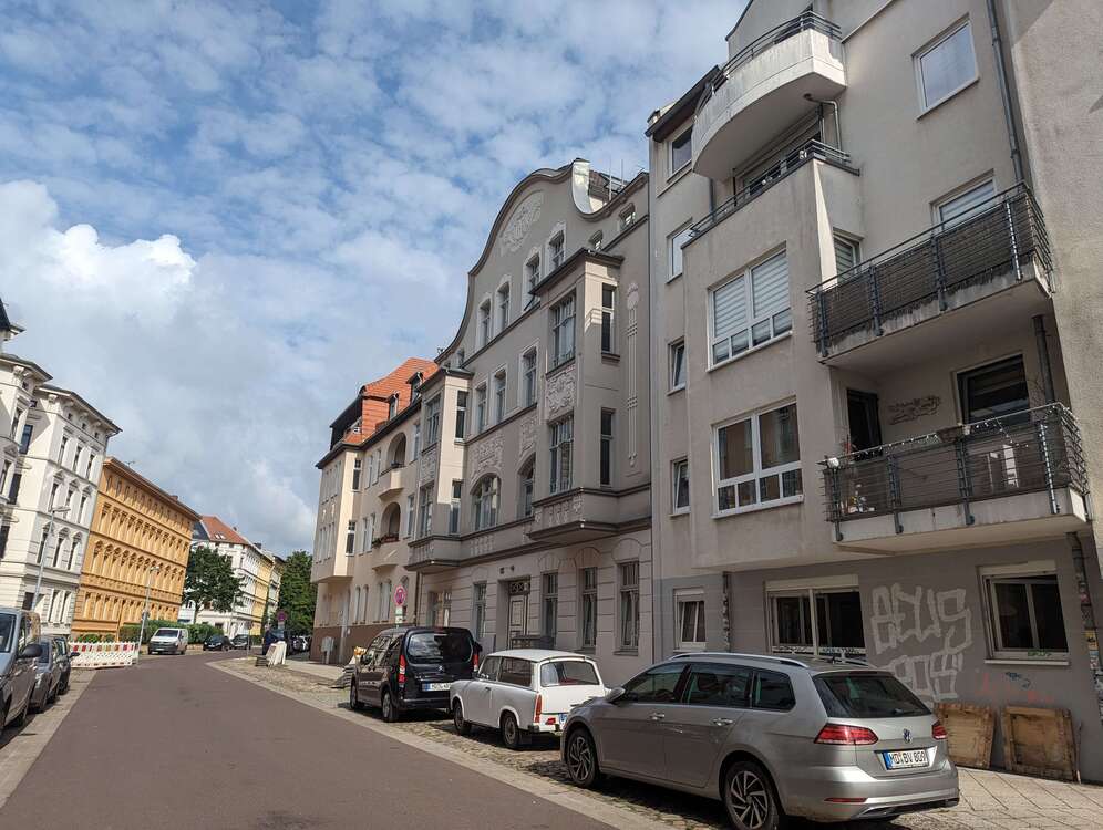 Thumbnail-Wohnung zum Kaufen in Magdeburg 127.000,00 € 56.93 m²