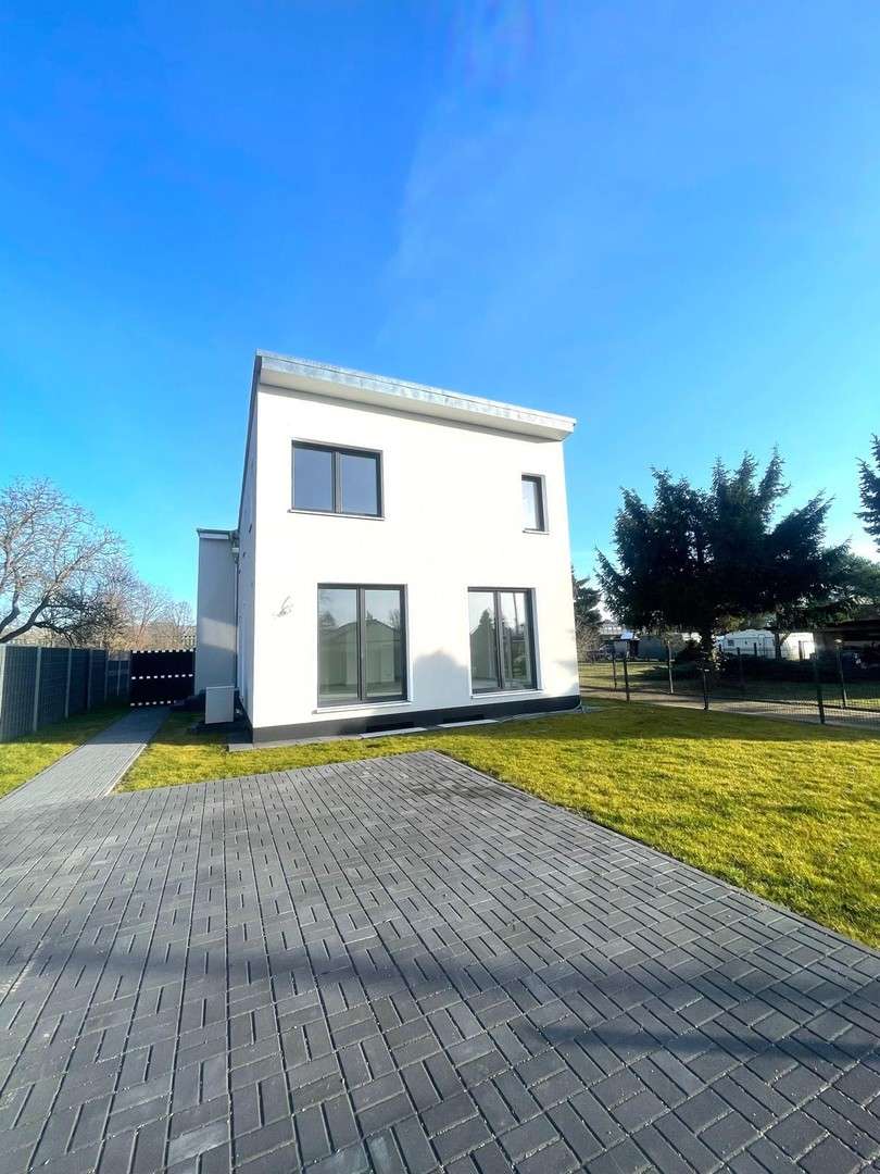 Thumbnail-Haus zum Kaufen in Blankenfelde- Mahlow 595.000,00 € 157 m²