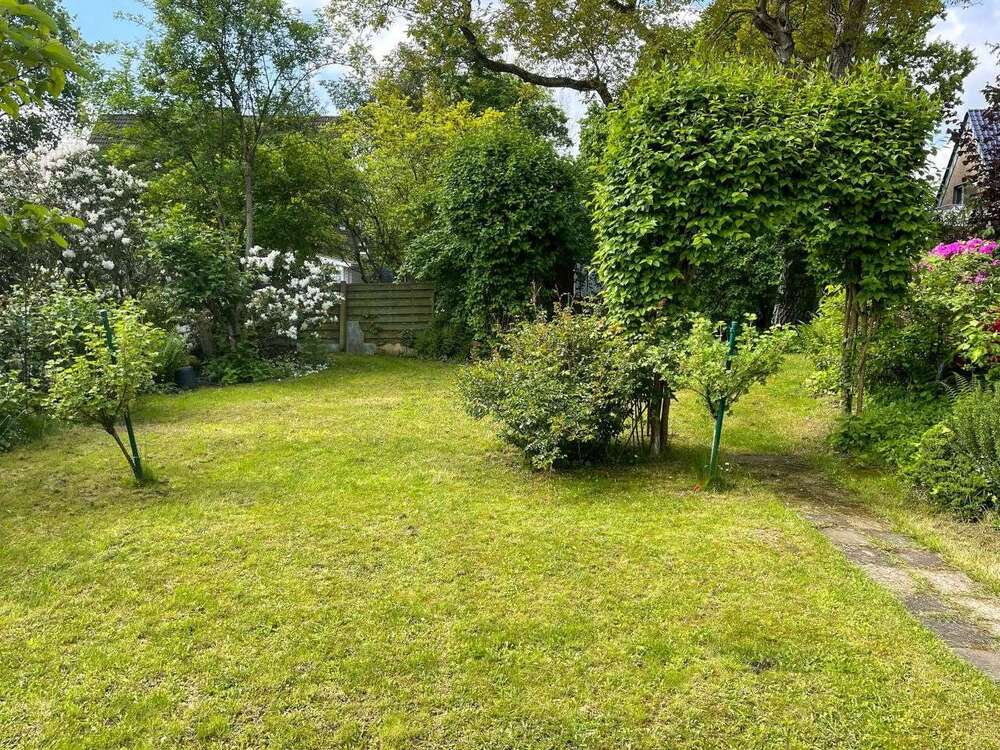 Thumbnail-Grundstück zu verkaufen in Kaarst 749.000,00 € 849 m²