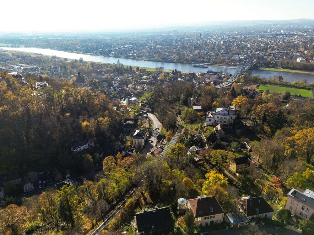 Thumbnail-Wohnung zum Kaufen in Dresden 860.000,00 € 137 m²