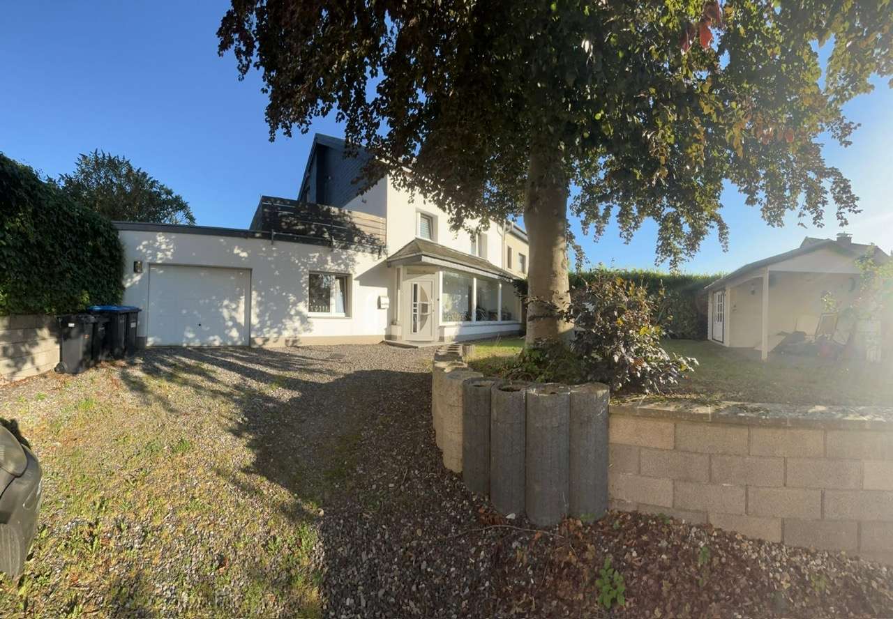 Thumbnail-Haus zum Kaufen in Stolberg 350.000,00 € 180 m²