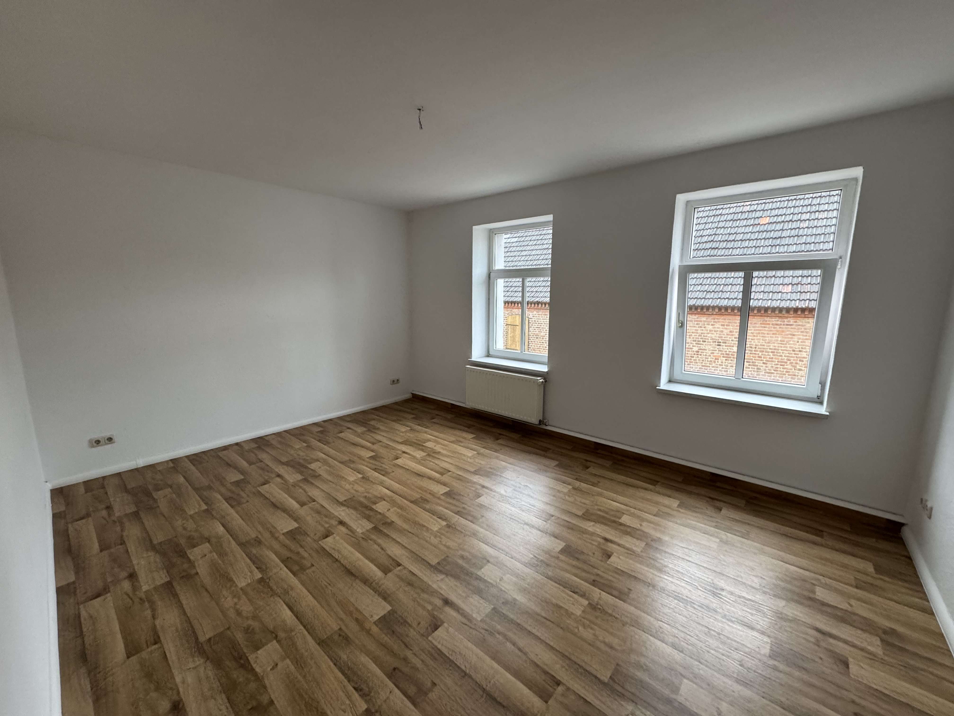 Thumbnail-Wohnung zum Mieten in Bad Dürrenberg 355,00 € 70.3 m²