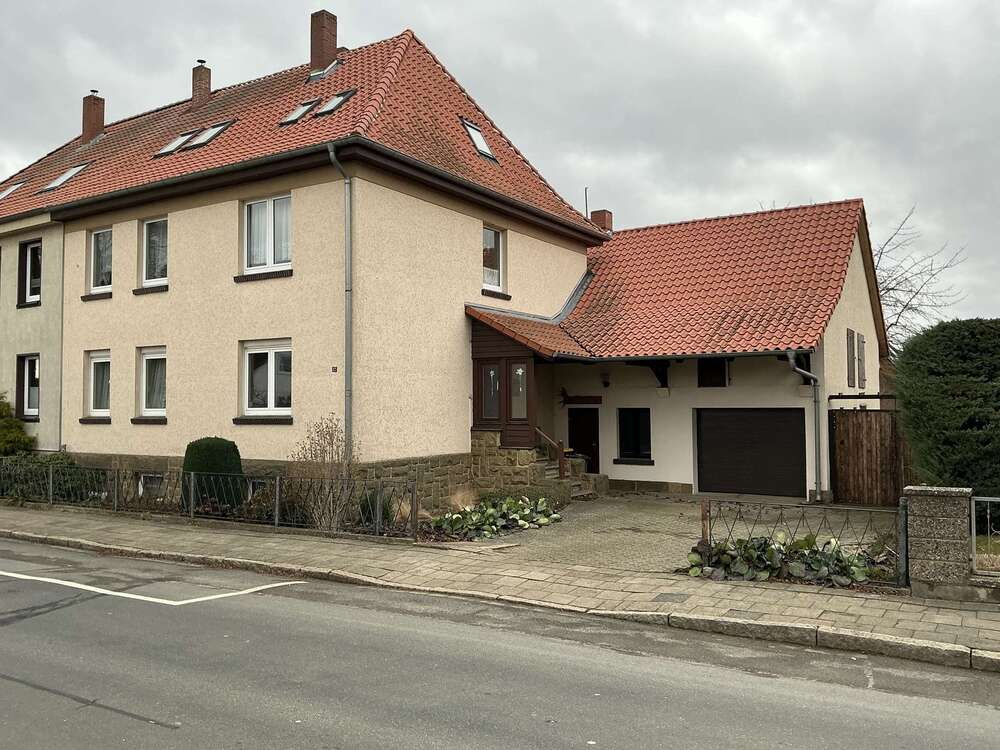 Thumbnail-Haus zum Kaufen in Salzgitter 209.000,00 € 130 m²