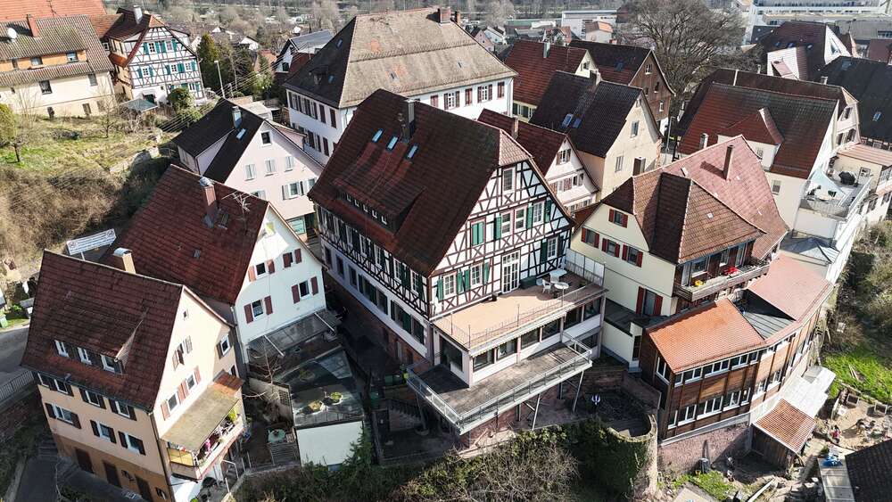 Thumbnail-Haus zum Kaufen in Bad Liebenzell 499.000,00 € 695 m²