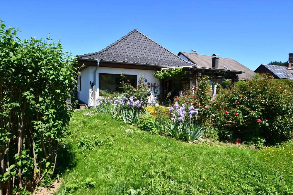 Thumbnail-Haus zum Kaufen in Michelstadt 325.000,00 € 108 m²
