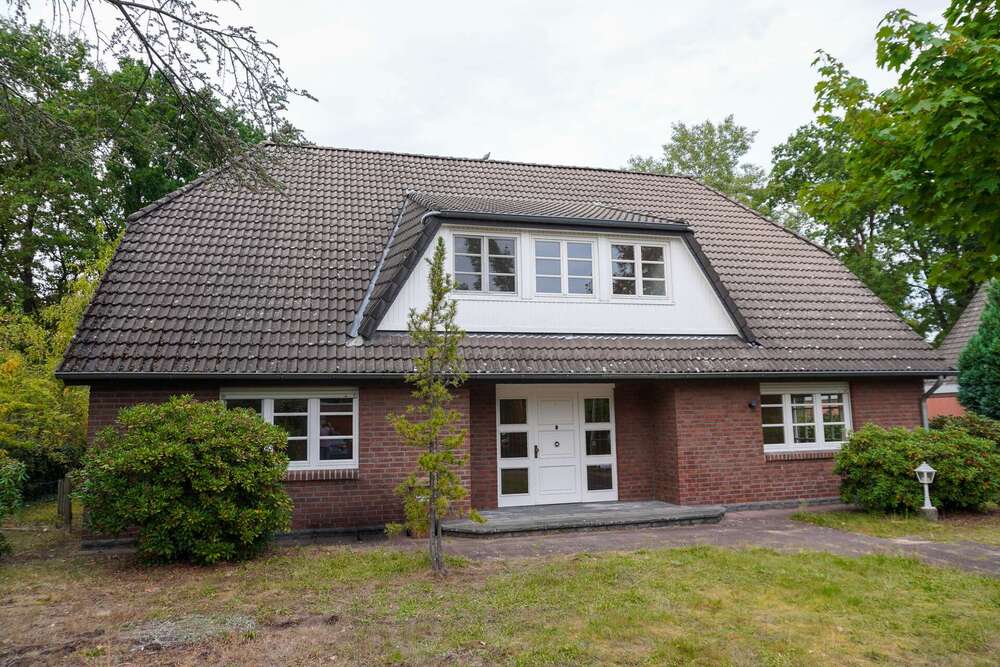 Thumbnail-Haus zum Kaufen in Gifhorn 570.000,00 € 245 m²