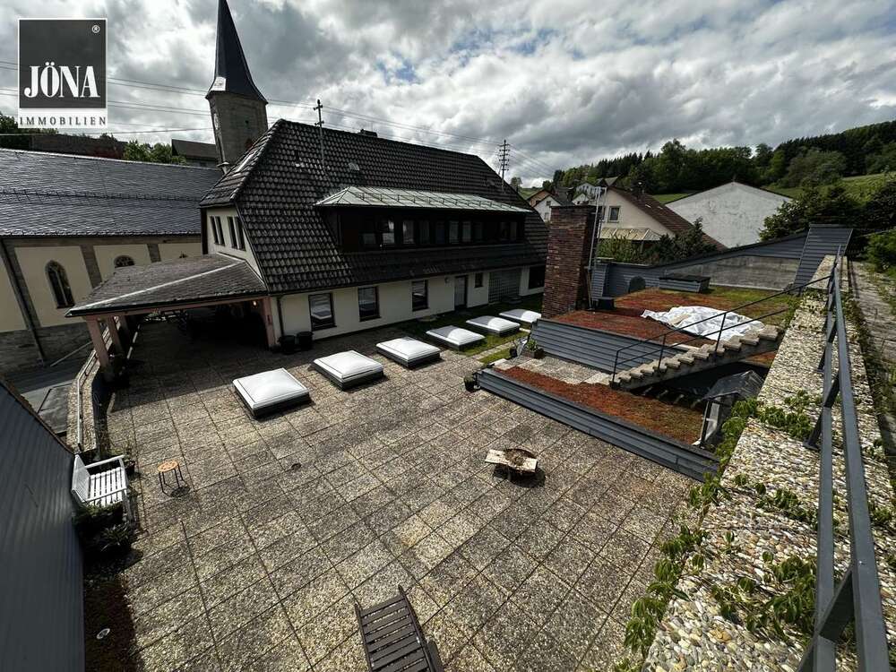 Thumbnail-Haus zum Kaufen in Presseck Wartenfels 249.000,00 € 310 m²