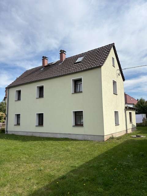 Thumbnail-Haus zum Kaufen in Neukirchen 160.000,00 € 110 m²