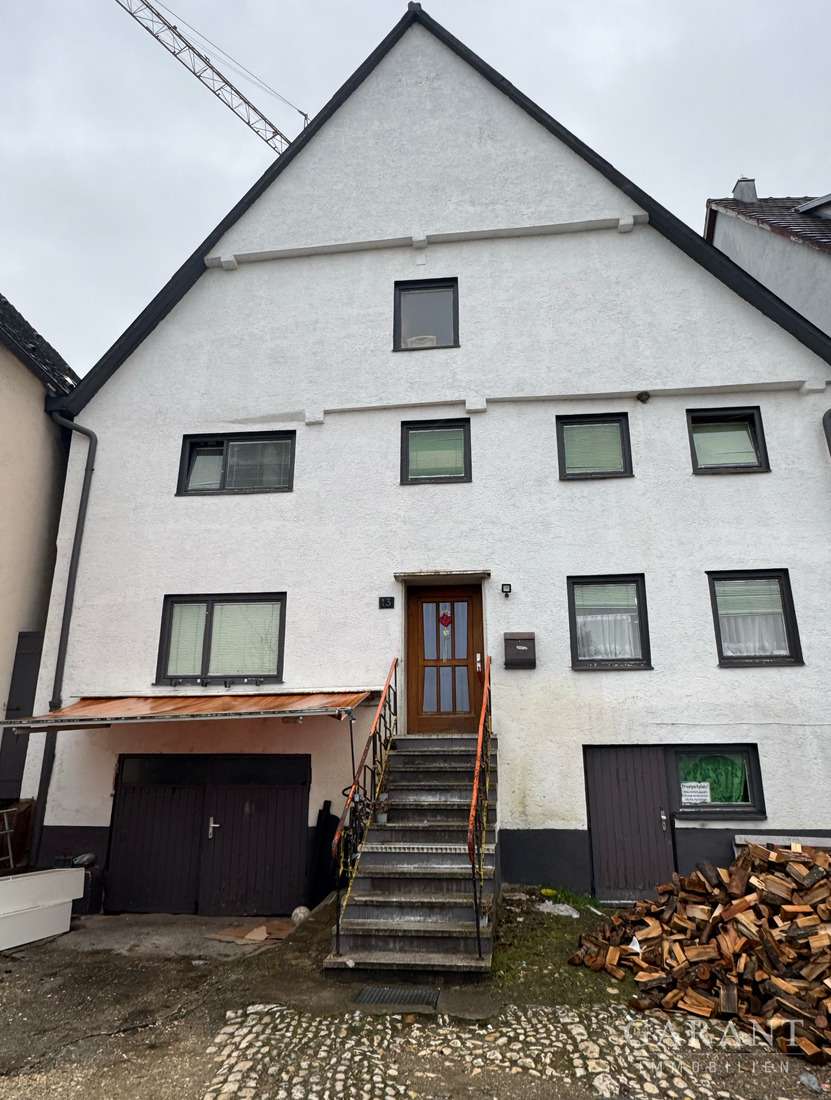 Thumbnail-Haus zum Kaufen in Lauingen 160.000,00 € 120 m²