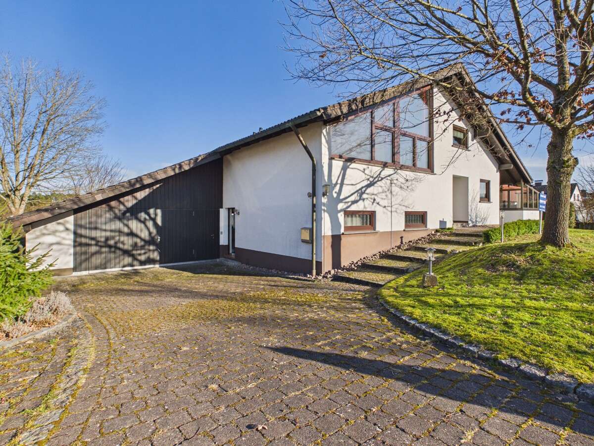 Thumbnail-Haus zum Kaufen in Schramberg Waldmössingen 575.000,00 € 195 m²