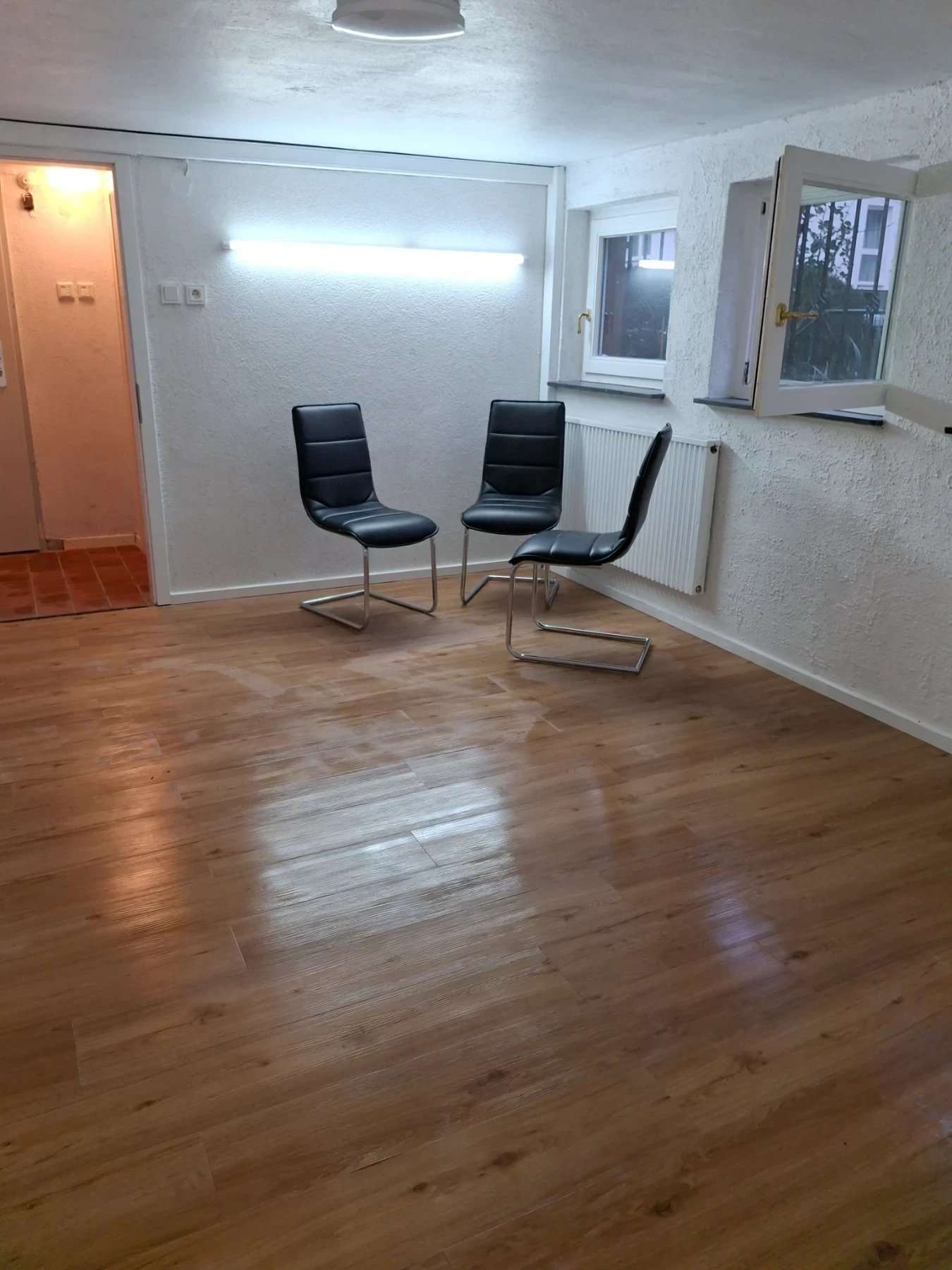 Thumbnail-Haus zum Mieten in Leverkusen 400,00 € 32 m²