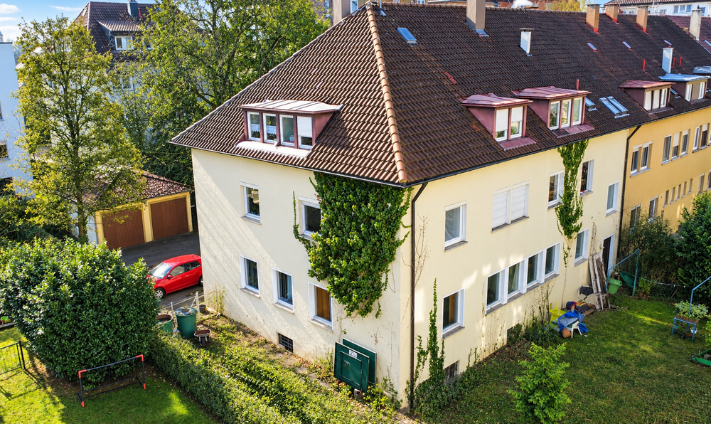 Thumbnail-Haus zum Kaufen in Stuttgart 1.090.000,00 € 478 m²
