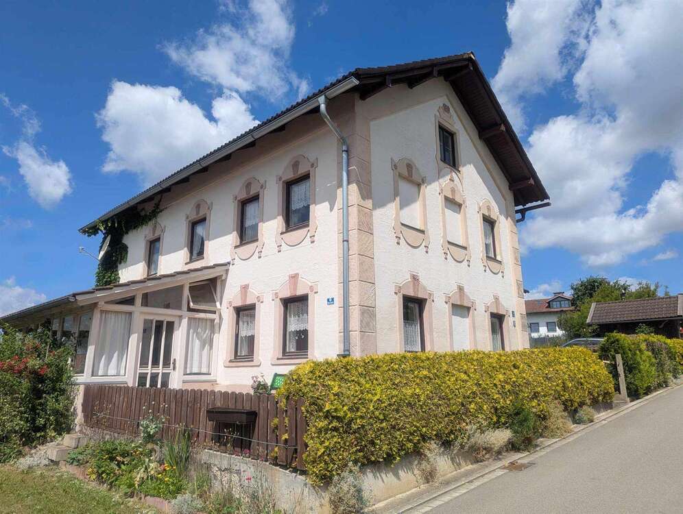 Thumbnail-Haus zum Kaufen in Gangkofen 259.000,00 € 184.79 m²