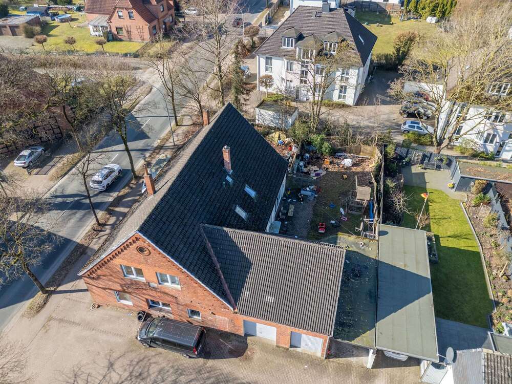Thumbnail-Haus zum Kaufen in Achim 350.000,00 € 300 m²
