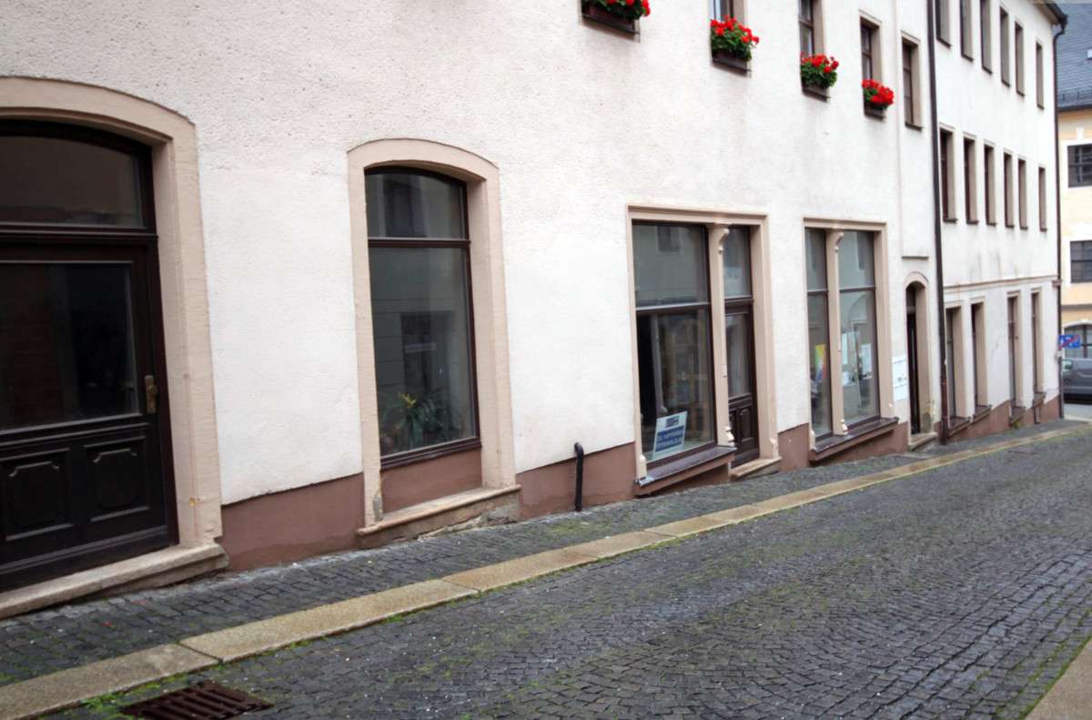 Thumbnail-Einzelhandel in Annaberg-Buchholz 671,16 € 94 m²